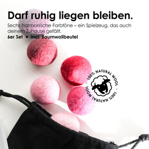 MAGIC MAGENTA felt balls