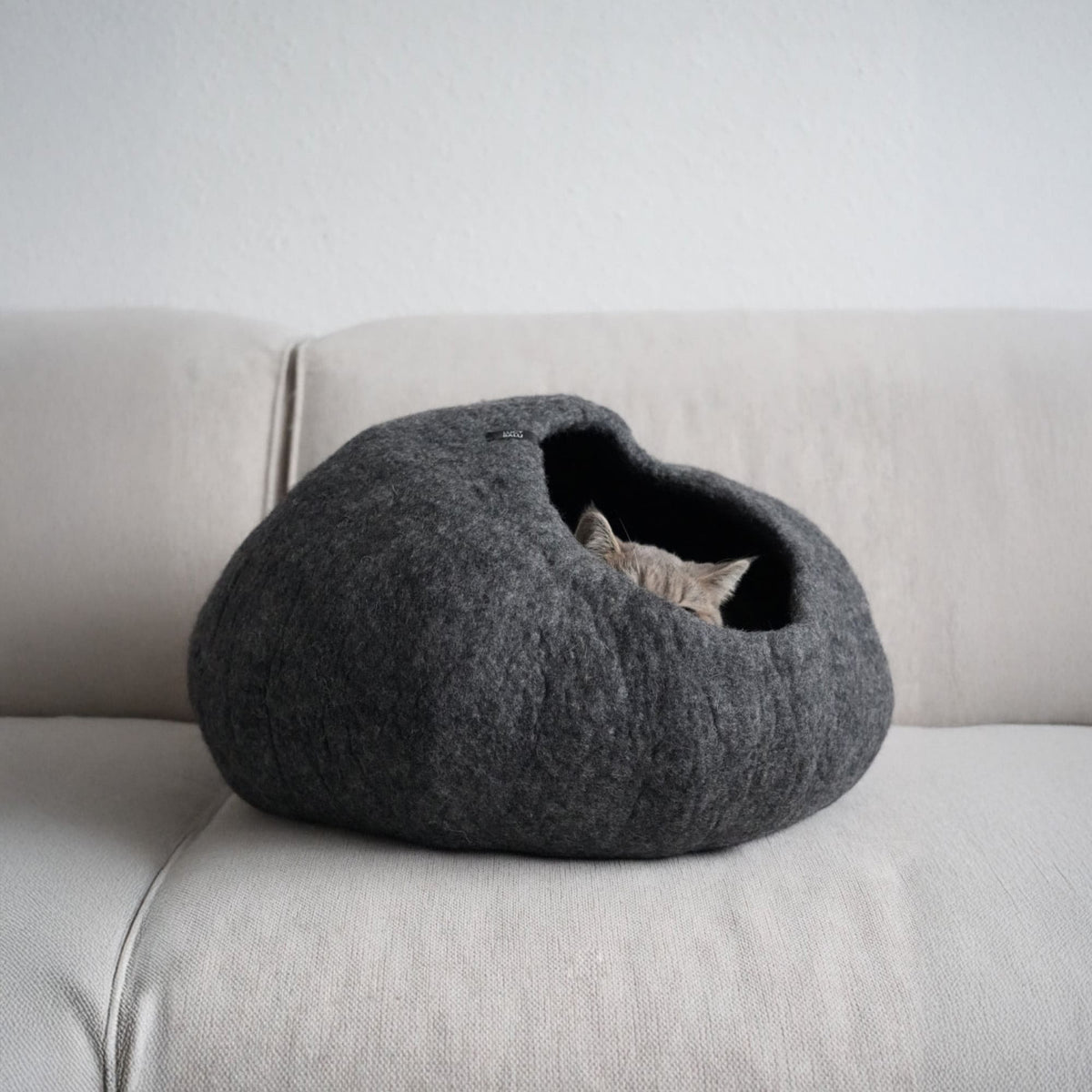 B-Stock: PEBBLE felt cave for cats