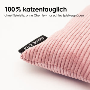 Detailaufnahme eines rosa Cord Bunnykick Kissens mit strukturierter Oberfläche