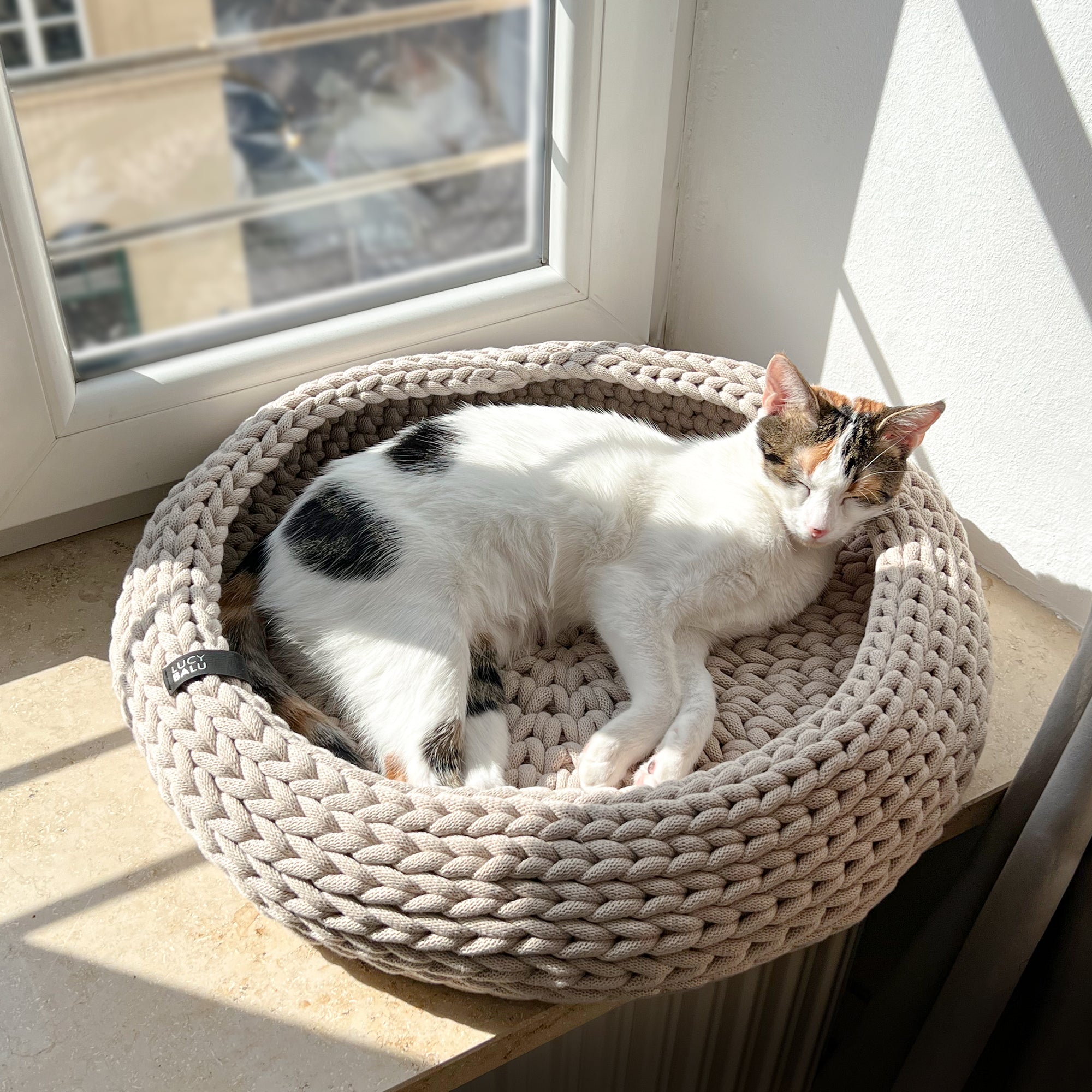 LucyBalu - Katzenbett BASKET gestrickt aus recycelter Baumwolle
