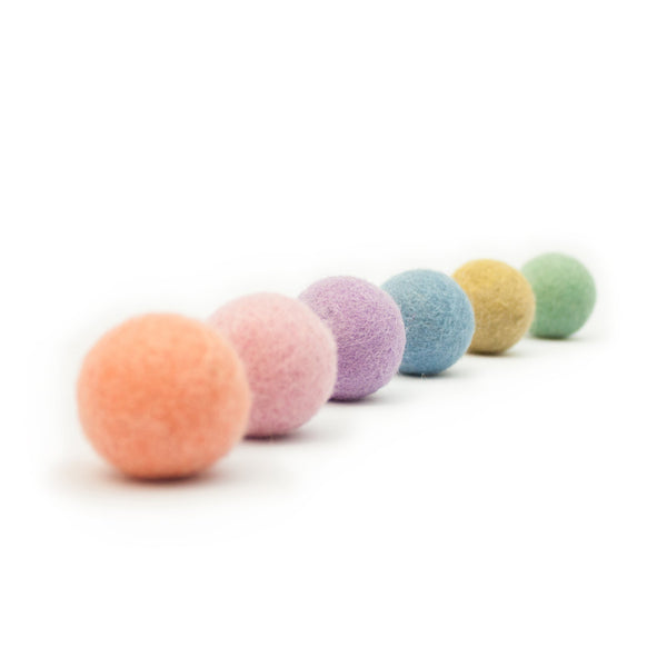 RAINBOW BALLS felt balls, set of 6 in pastel colours